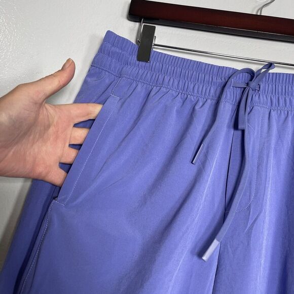 ATHLETA Arrival Pant Size 10 Purple NEW Active Cropped  Performance Workout - Picture 4 of 12